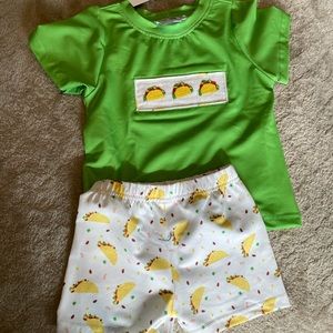 Cinco de mayo taco outfit